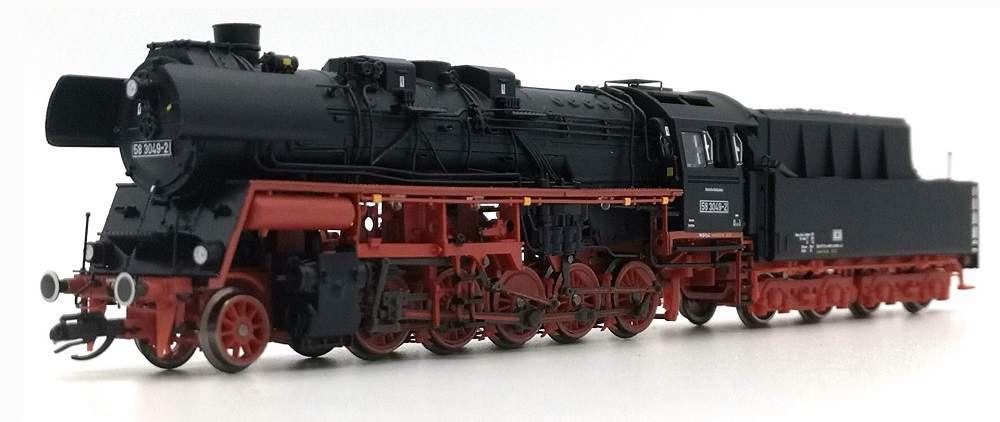 Saxonia Dampflok 58 3049-2 mit T28-Tender, DR, Ep.IV