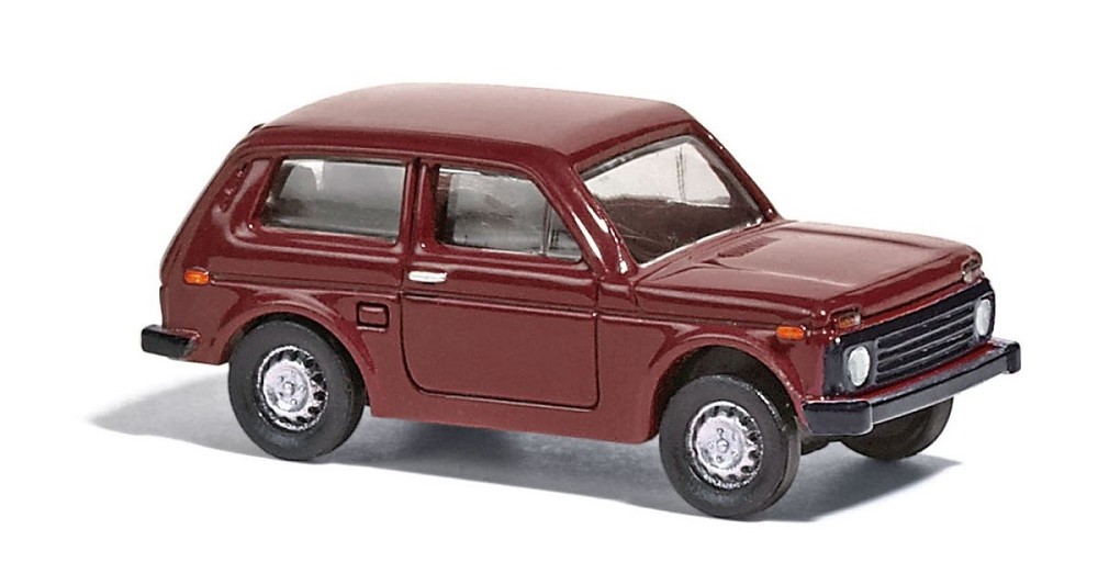 Lada Niva, Weinrot