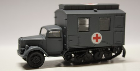 Opel, lánctalpas katonai mentő