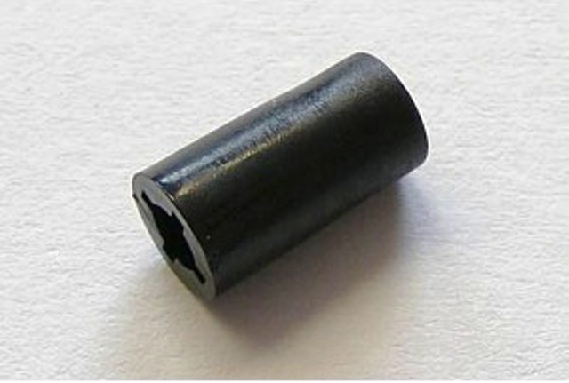 BUCHSE 2,0MM SW (MOTOR)