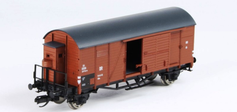 Fedeles tehervagon fékházzal 'kurzer Dresden', DR, Ep.III