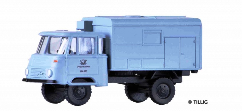 Robur LO 1801 Kofferaufbau 