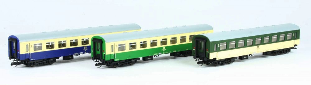 Reisezugwagenset DR Ep.IV