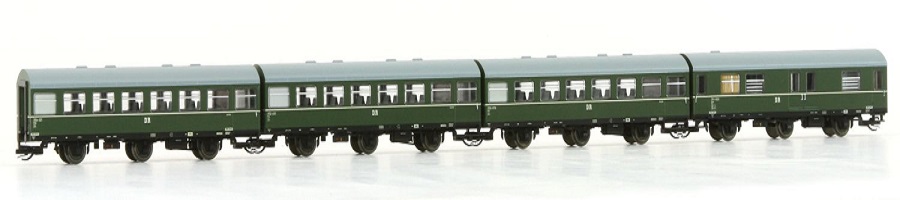 4er Set, 3 Rekowagen und Packwagen, DR, Ep.III