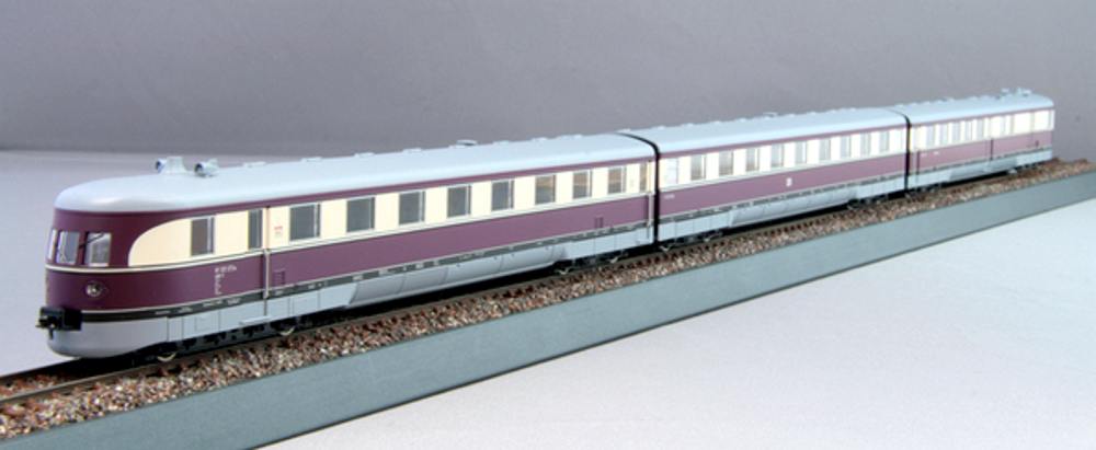 Triebzug SVT137 'Köln', DR, Ep.III, 3-teilig