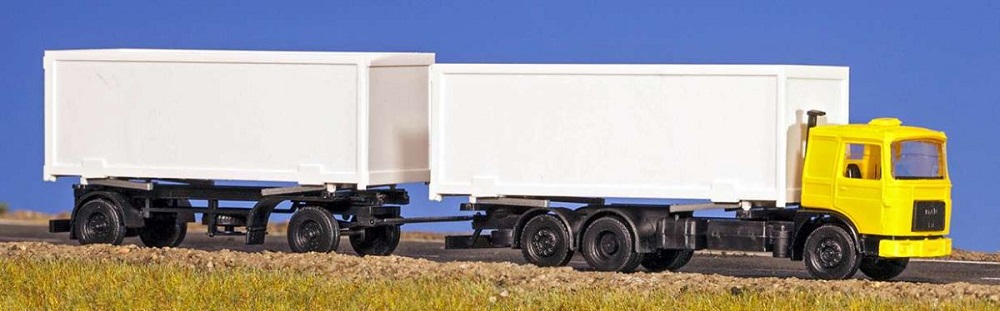 MAN Wechselpritsche mit Anhänger