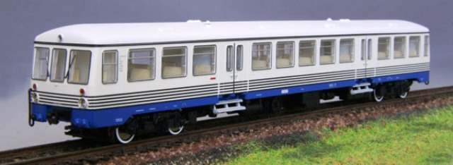 Dízel motorvonat BR 173 001 DR Ep.IV  