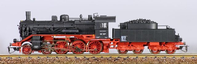 Gőzmozdony BR38 234 sächs.Rollwagen DR Ep.III 