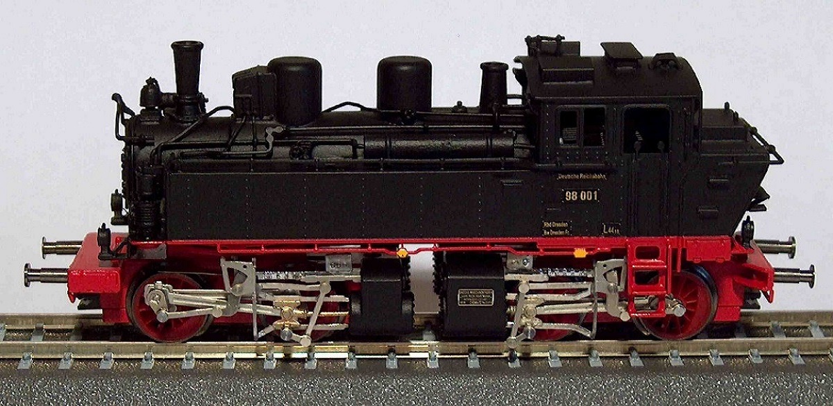 Gőzmozdony BR98 001 'Kreuzspinne', DRG, Ep.II.